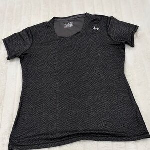 Under Armour Women's Textured Black Tee